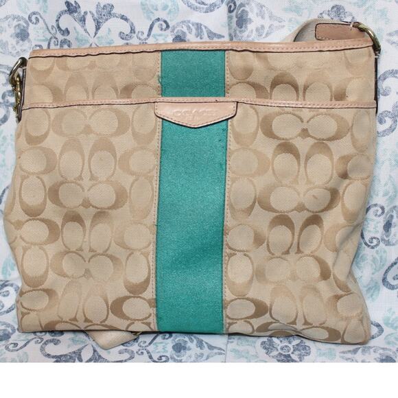 Coach Signature Beige‎ Shoulder Bag with Green Stripe - Picture 3 of 4